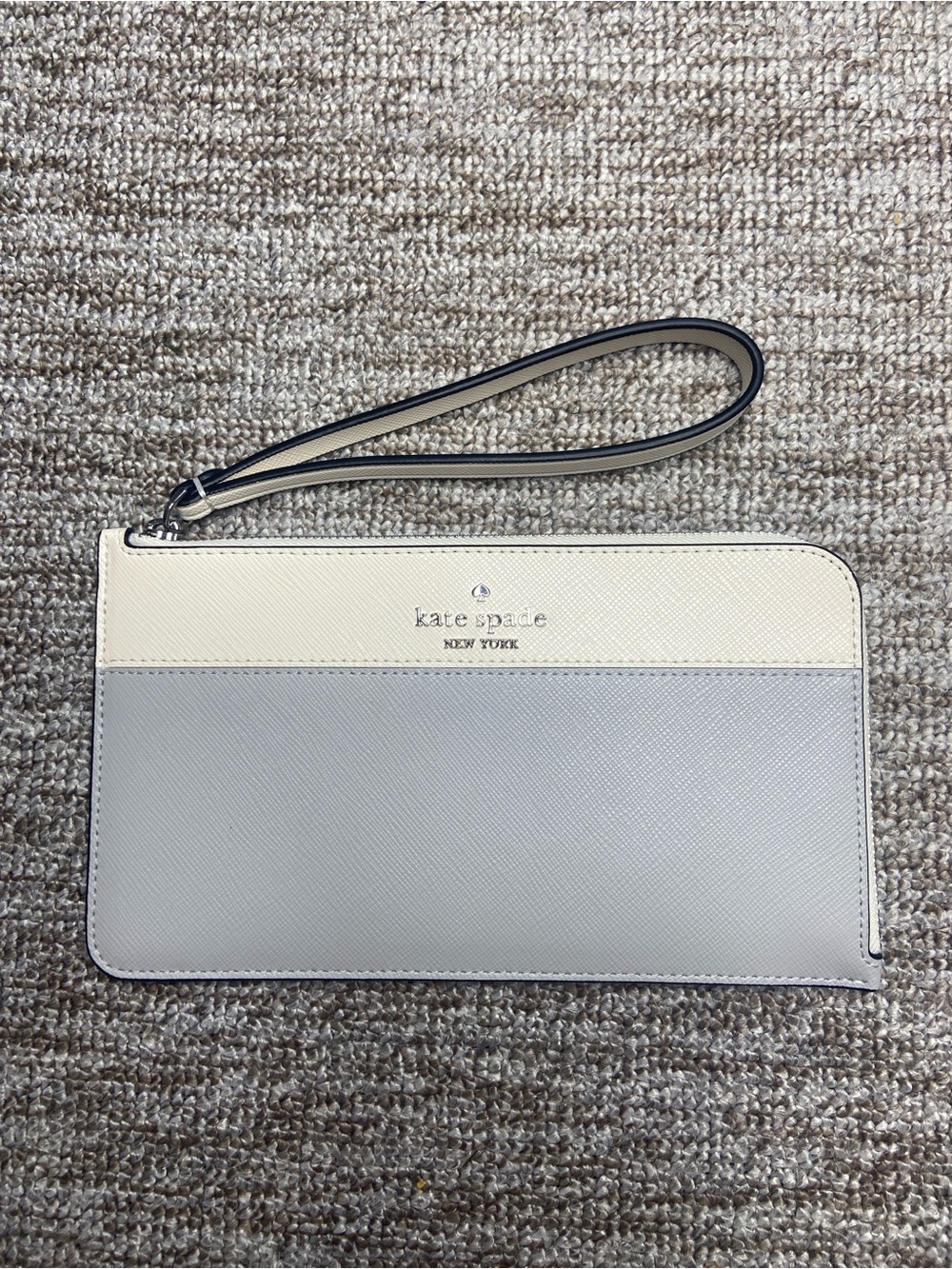 kate spade Brand New Wristlet Two-Tone Cream & Light Gray